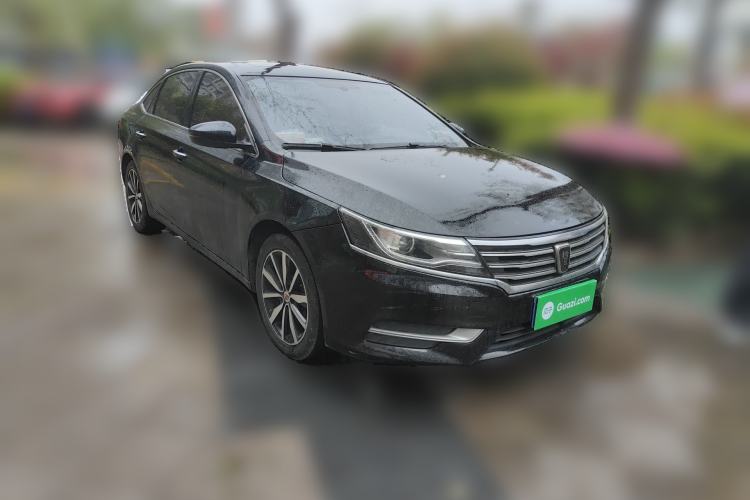 Used Roewe i6 2018 20T Automatic Flagship Edition Front Right 45 Deg