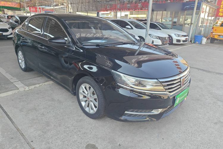 Used Roewe i6 2018 20T Manual Luxury Edition Front Right 45 Deg