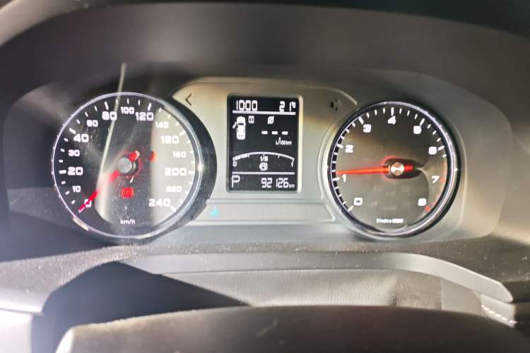 Used Roewe i6 2018 20T Automatic Flagship Edition Odometer Close Up