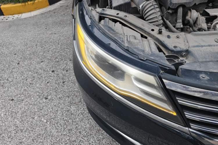 Used Roewe i6 2018 20T Automatic Internet Smart Edition Right Front Headlight