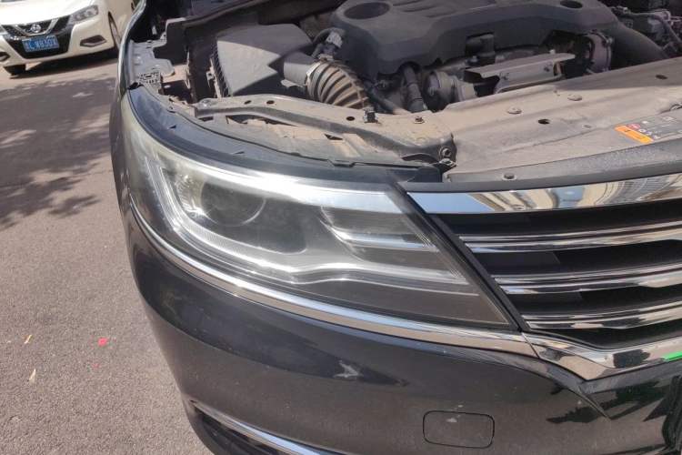 Used Roewe i6 2018 20T Automatic Flagship Edition Right Front Headlight