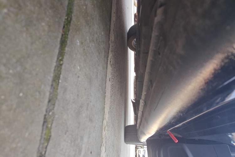 Used Roewe i6 2018 20T Manual Luxury Edition Right Side Sill