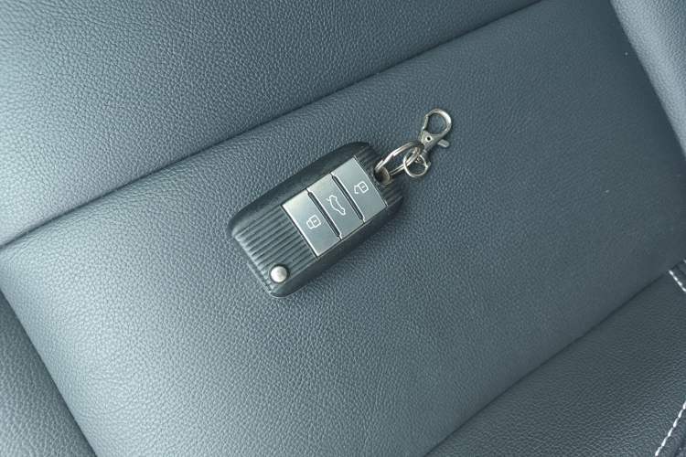 Used Roewe i6 2018 20T Manual Luxury Edition Vehicle Key