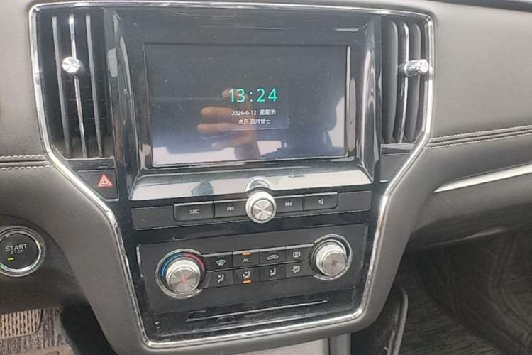 Used Roewe i6 2018 20T Automatic Flagship Edition Audio And AC Panel