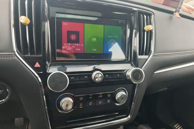 Used Roewe i6 2018 20T Automatic Flagship Edition Audio And AC Panel