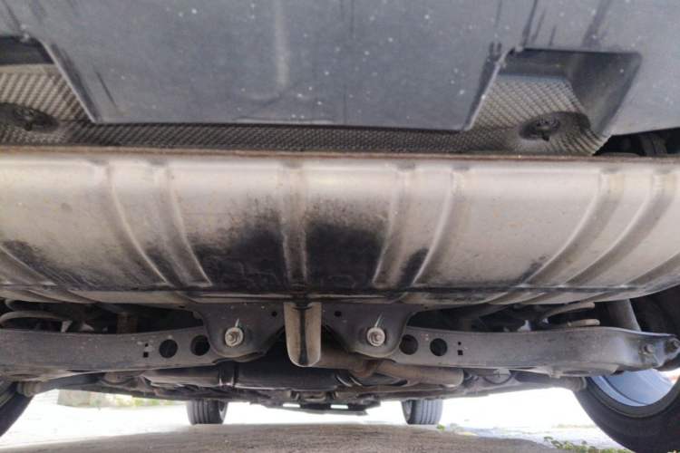 Used Roewe i6 2018 20T Automatic Internet ZhiZun Edition Chassis Rear