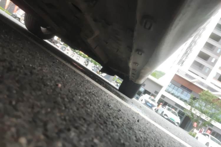 Used Roewe i6 2018 20T Automatic Flagship Edition Chassis Rear Right