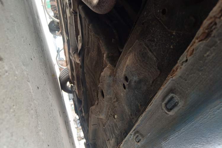 Used Roewe i6 2018 20T Automatic Internet ZhiZun Edition Chassis Rear Right