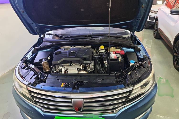 Used Roewe i6 2018 20T Automatic Flagship Edition Engine Bay