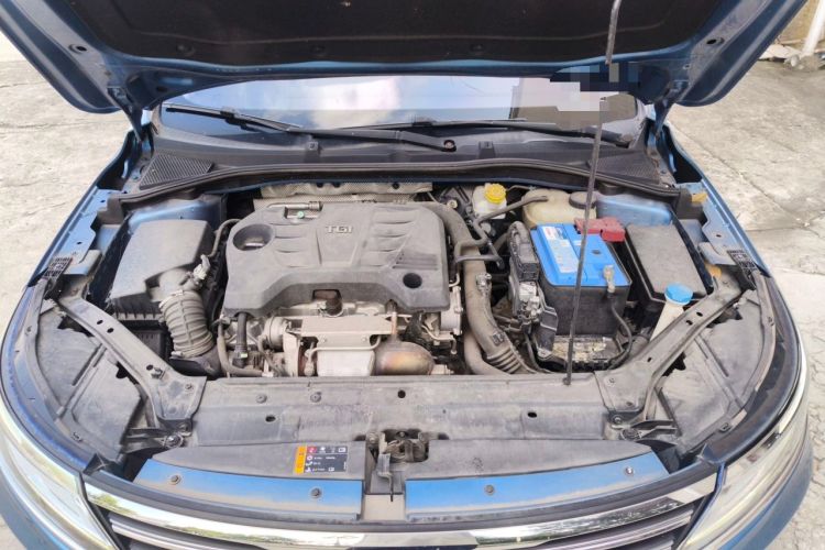 Used Roewe i6 2018 20T Automatic Internet ZhiZun Edition Engine Bay