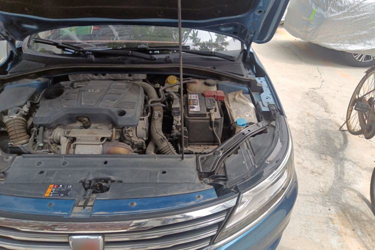 Used Roewe i6 2018 20T Automatic Internet ZhiZun Edition Engine Bay Left