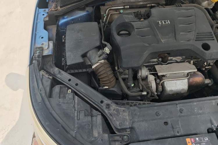 Used Roewe i6 2018 20T Automatic Flagship Edition Engine Bay Right