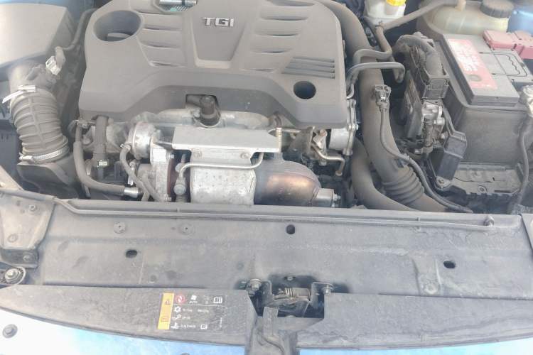 Used Roewe i6 2018 20T Automatic Internet Smart Edition Engine Bay
