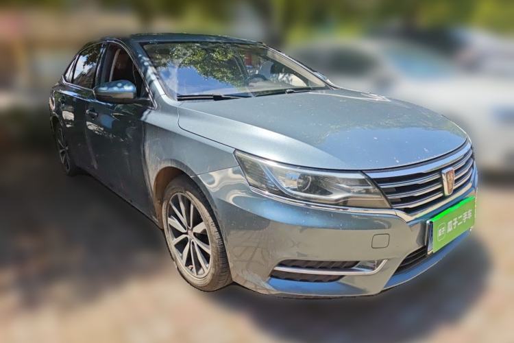 Used Roewe i6 2018 20T Automatic Flagship Edition Front Right 45 Deg
