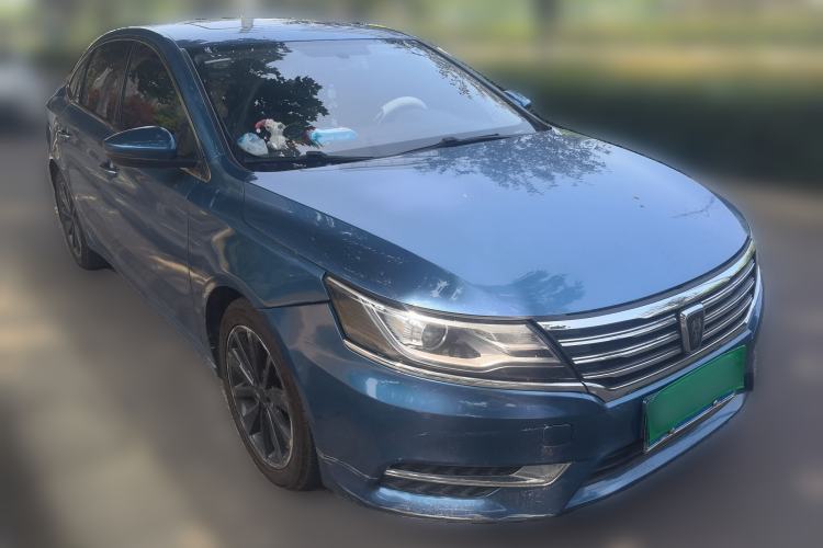 Used Roewe i6 2018 20T Automatic Flagship Edition Front Right 45 Deg