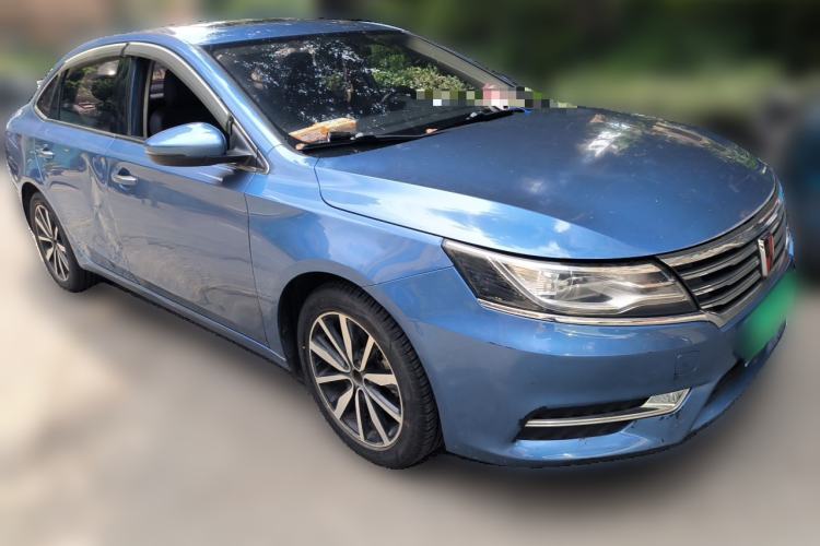Used Roewe i6 2018 20T Automatic Flagship Edition Front Right 45 Deg