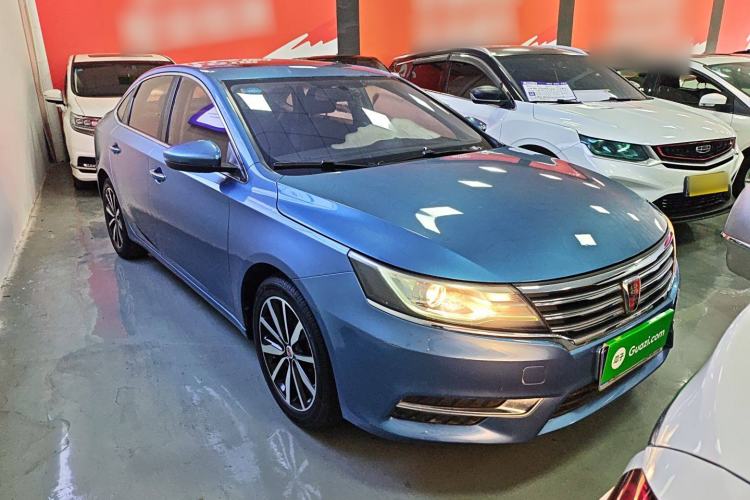 Used Roewe i6 2018 20T Automatic Flagship Edition Front Right 45 Deg