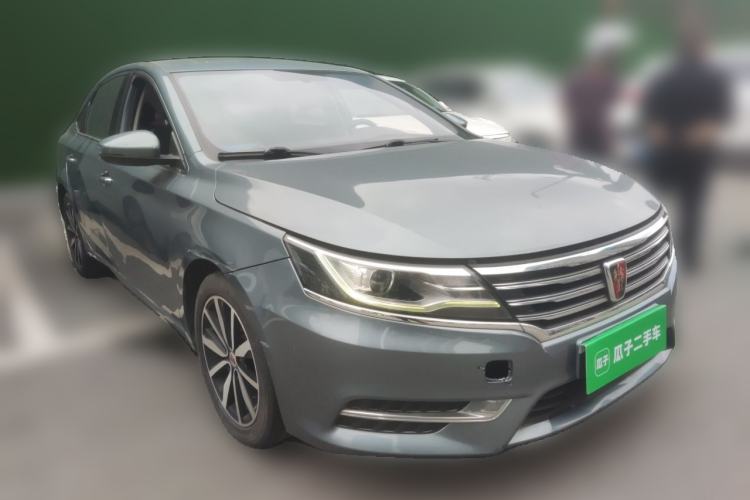Used Roewe i6 2018 20T Automatic Flagship Edition Front Right 45 Deg