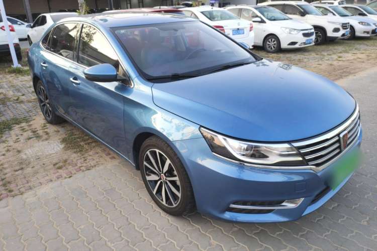 Used Roewe i6 2018 20T Automatic Flagship Edition Front Right 45 Deg