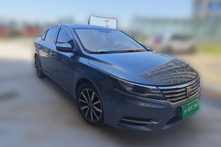 Used Roewe i6 2018 20T Automatic Internet Smart Edition Front Right 45 Deg