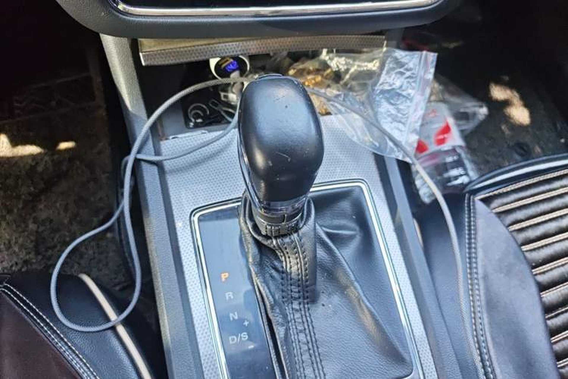 Used Roewe i6 2018 20T Automatic Flagship Edition Gear Lever
