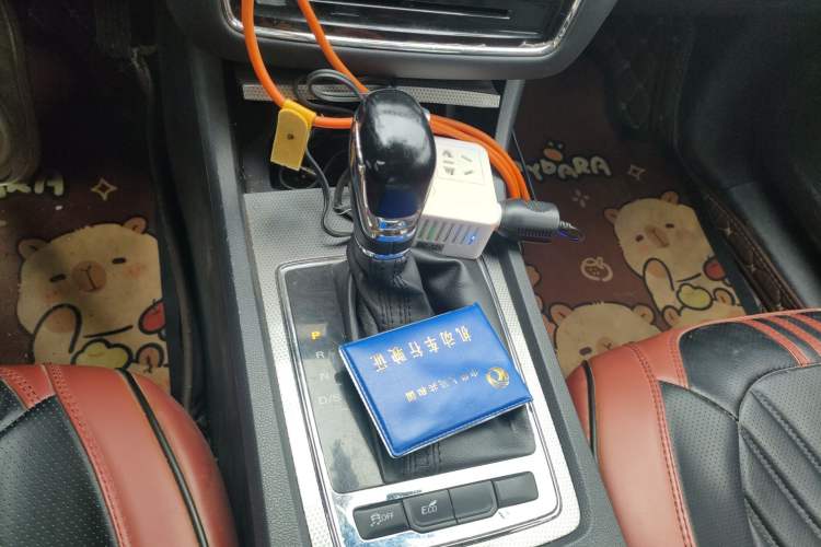 Used Roewe i6 2018 20T Automatic Flagship Edition Gear Lever