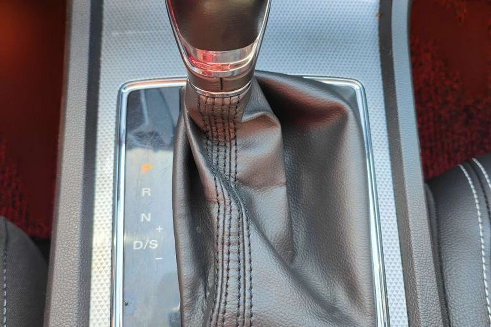 Used Roewe i6 2018 20T Automatic Internet Smart Edition Gear Lever