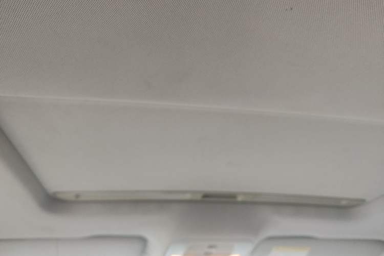 Used Roewe i6 2018 20T Automatic Internet Smart Edition Headliner