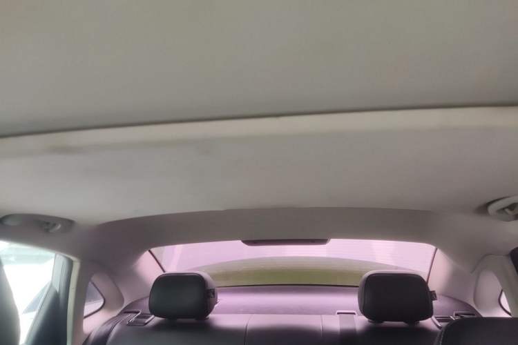 Used Roewe i6 2018 20T Automatic Flagship Edition Headliner