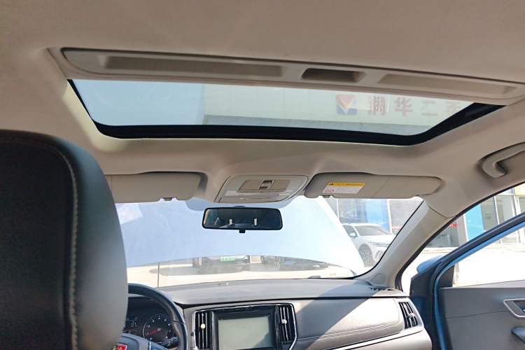 Used Roewe i6 2018 20T Automatic Flagship Edition Headliner