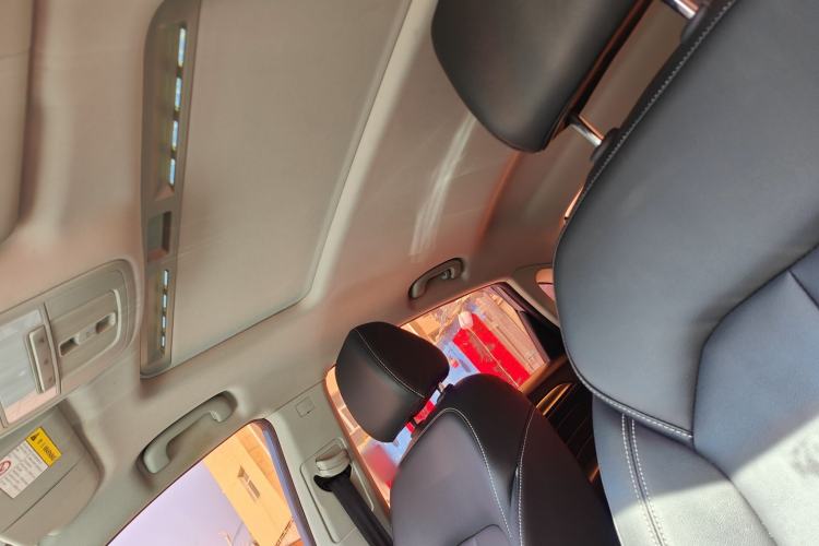 Used Roewe i6 2018 20T Automatic Internet Smart Edition Headliner