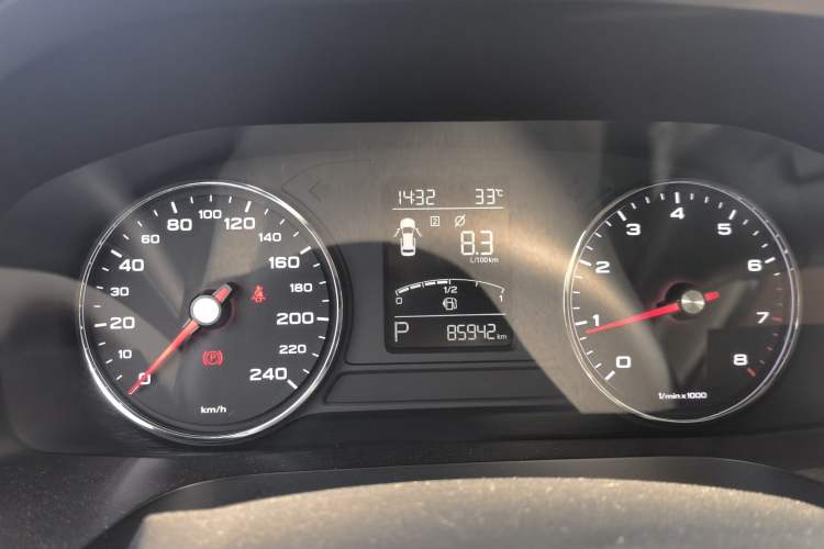 Used Roewe i6 2018 20T Automatic Flagship Edition Instrument Cluster