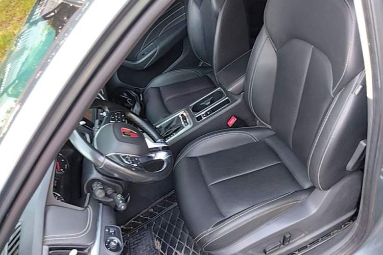 Used Roewe i6 2018 20T Automatic Flagship Edition Left Front Seat