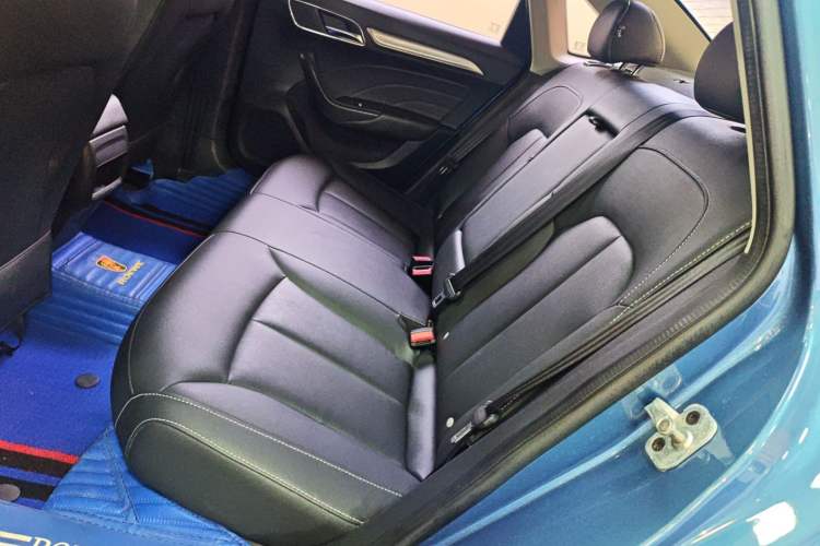 Used Roewe i6 2018 20T Automatic Flagship Edition Left Rear Seat