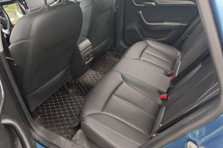 Used Roewe i6 2018 16T Automatic Internet Smart Edition Left Rear Seat