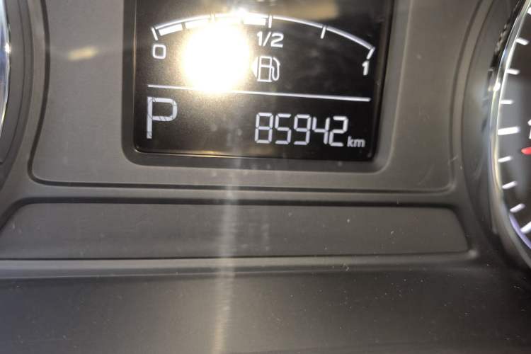 Used Roewe i6 2018 20T Automatic Flagship Edition Odometer Close Up
