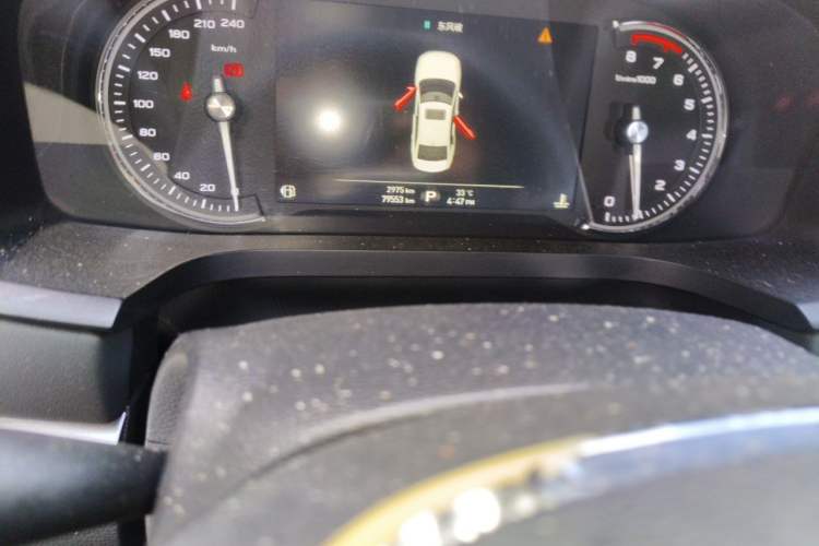 Used Roewe i6 2018 20T Automatic Internet ZhiZun Edition Odometer Close Up
