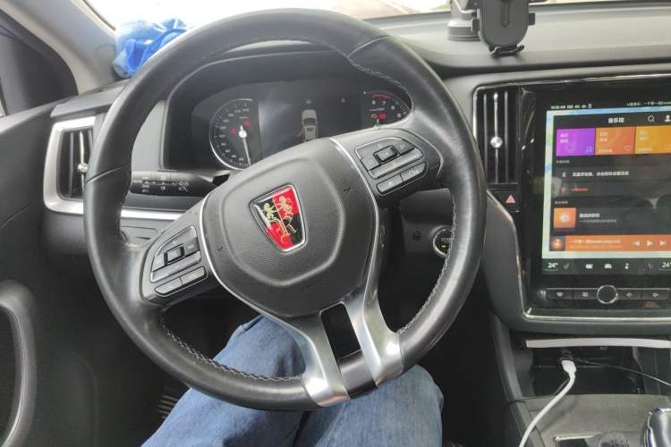 Used Roewe i6 2018 20T Automatic Internet ZhiZun Edition Steering Wheel