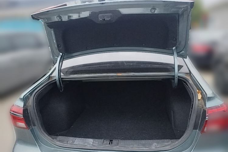 Used Roewe i6 2018 20T Automatic Flagship Edition Trunk