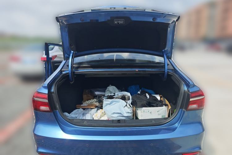 Used Roewe i6 2018 20T Automatic Flagship Edition Trunk