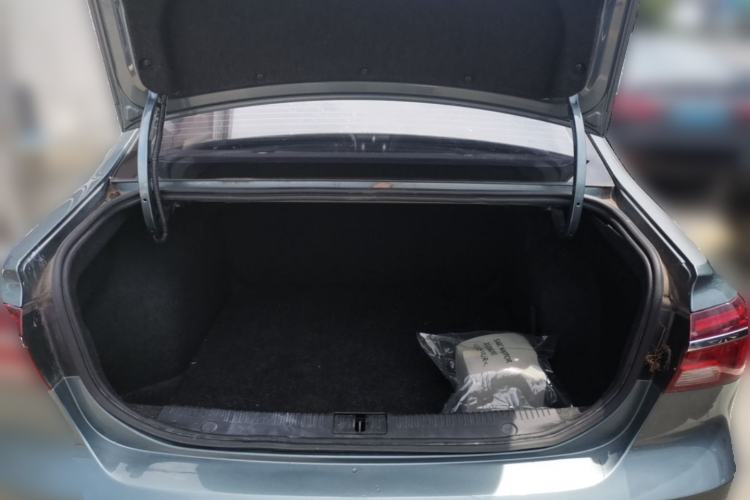 Used Roewe i6 2018 20T Automatic Flagship Edition Trunk