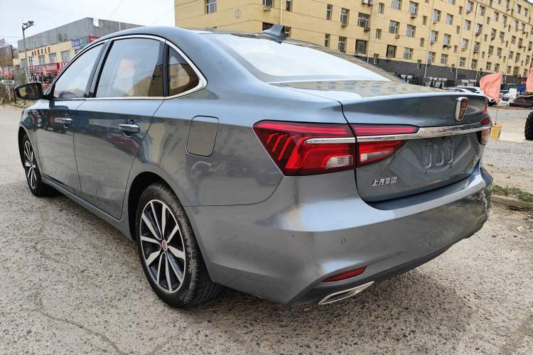 Used Roewe i6 2018 20T Automatic Internet Smart Edition Exterior 4