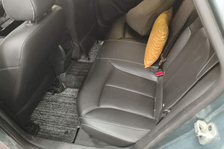 Used Roewe i6 2018 20T Automatic Flagship Edition Left Rear Seat