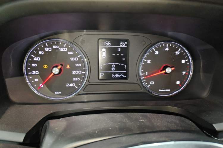 Used Roewe i6 2018 20T Automatic Flagship Edition Odometer Close Up