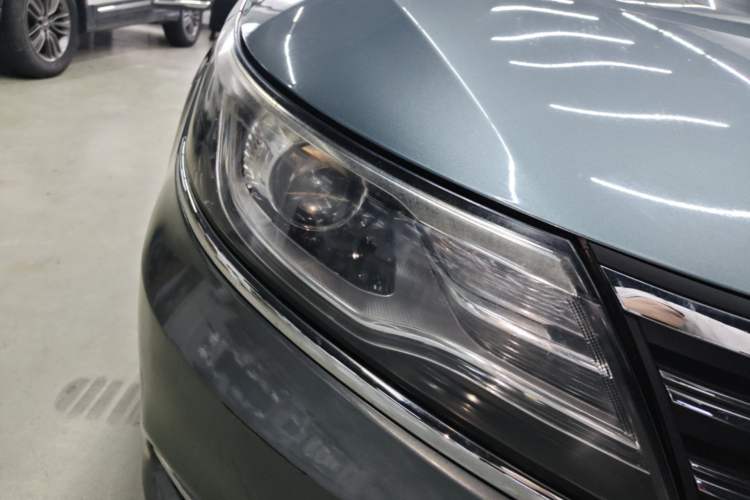 Used Roewe i6 2018 20T Automatic Flagship Edition Right Front Headlight