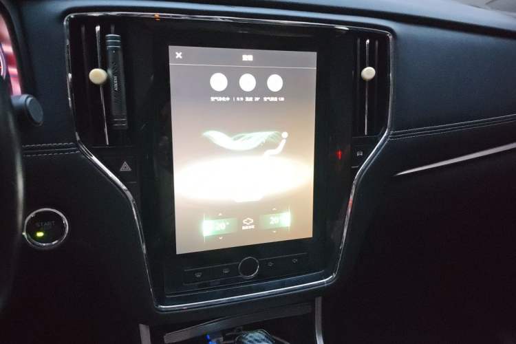 Used Roewe i6 2018 20T Automatic Internet Smart Edition Audio And AC Panel