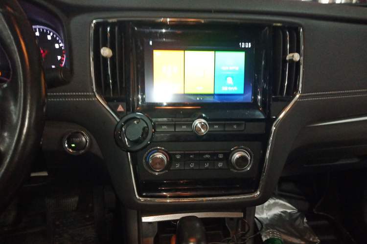 Used Roewe i6 2018 20T Automatic Flagship Edition Audio And AC Panel