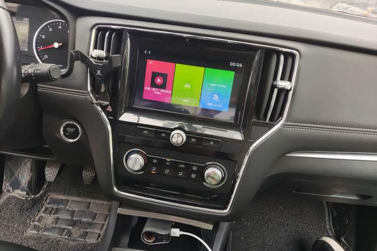 Used Roewe i6 2018 20T Manual Luxury Edition Audio And AC Panel