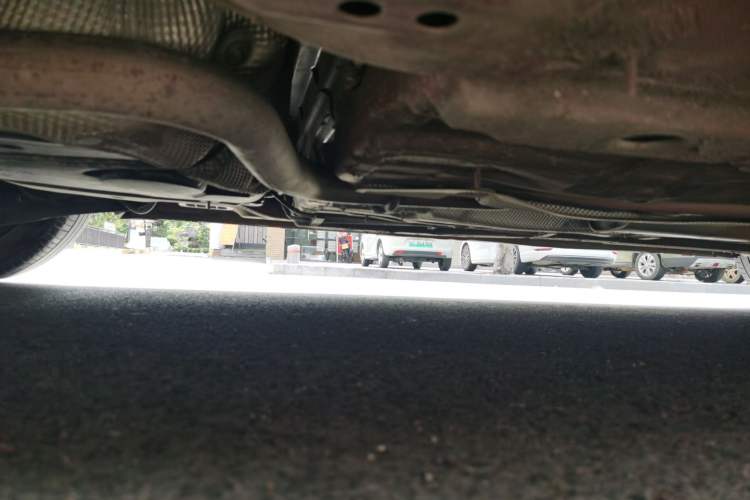 Used Roewe i6 2018 20T Automatic Flagship Edition Chassis Rear Right
