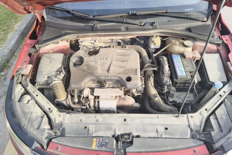 Used Roewe i6 2018 20T Automatic Internet Smart Edition Engine Bay
